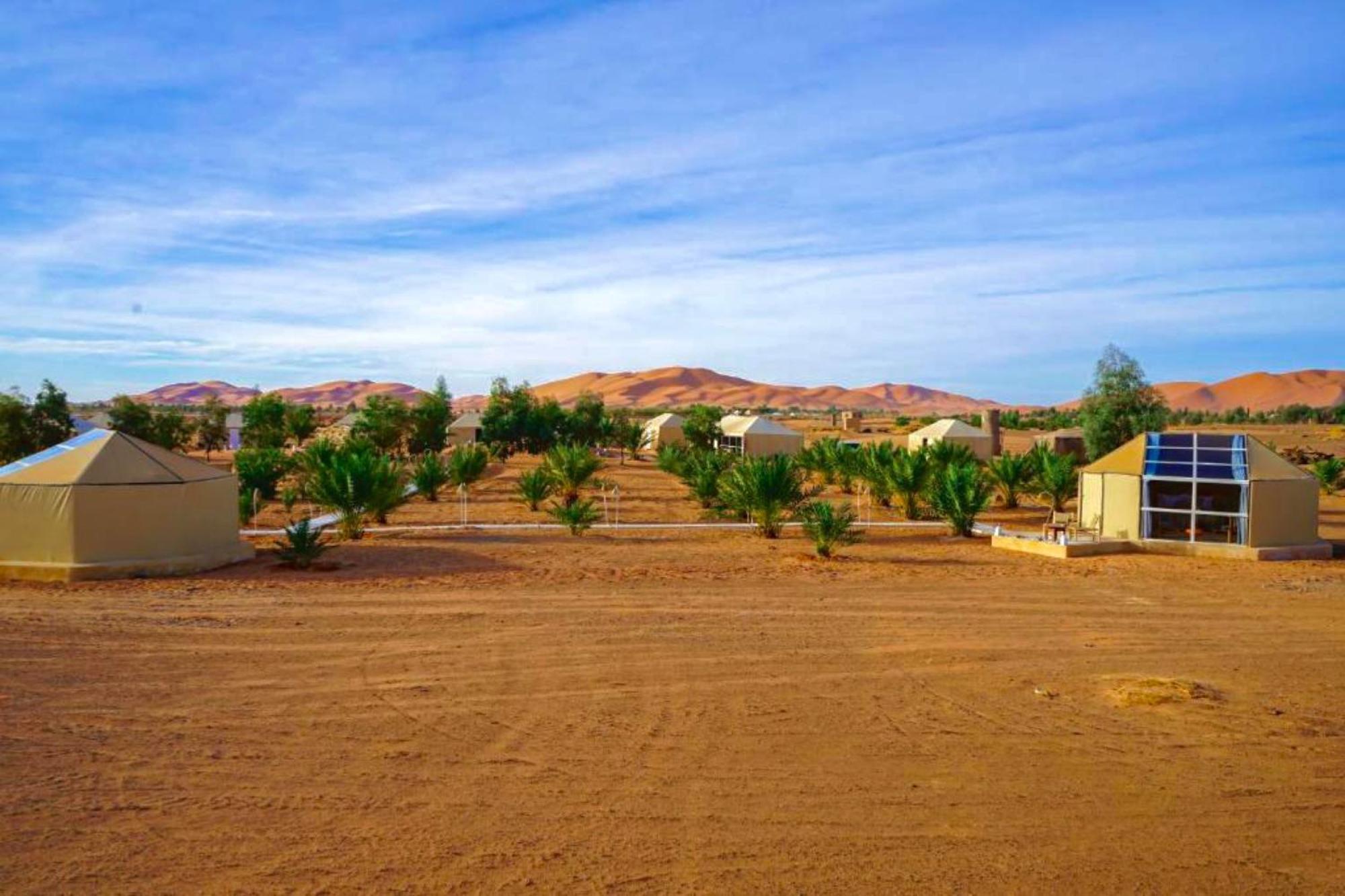 Hotel Sky View Camp à Merzouga Extérieur photo