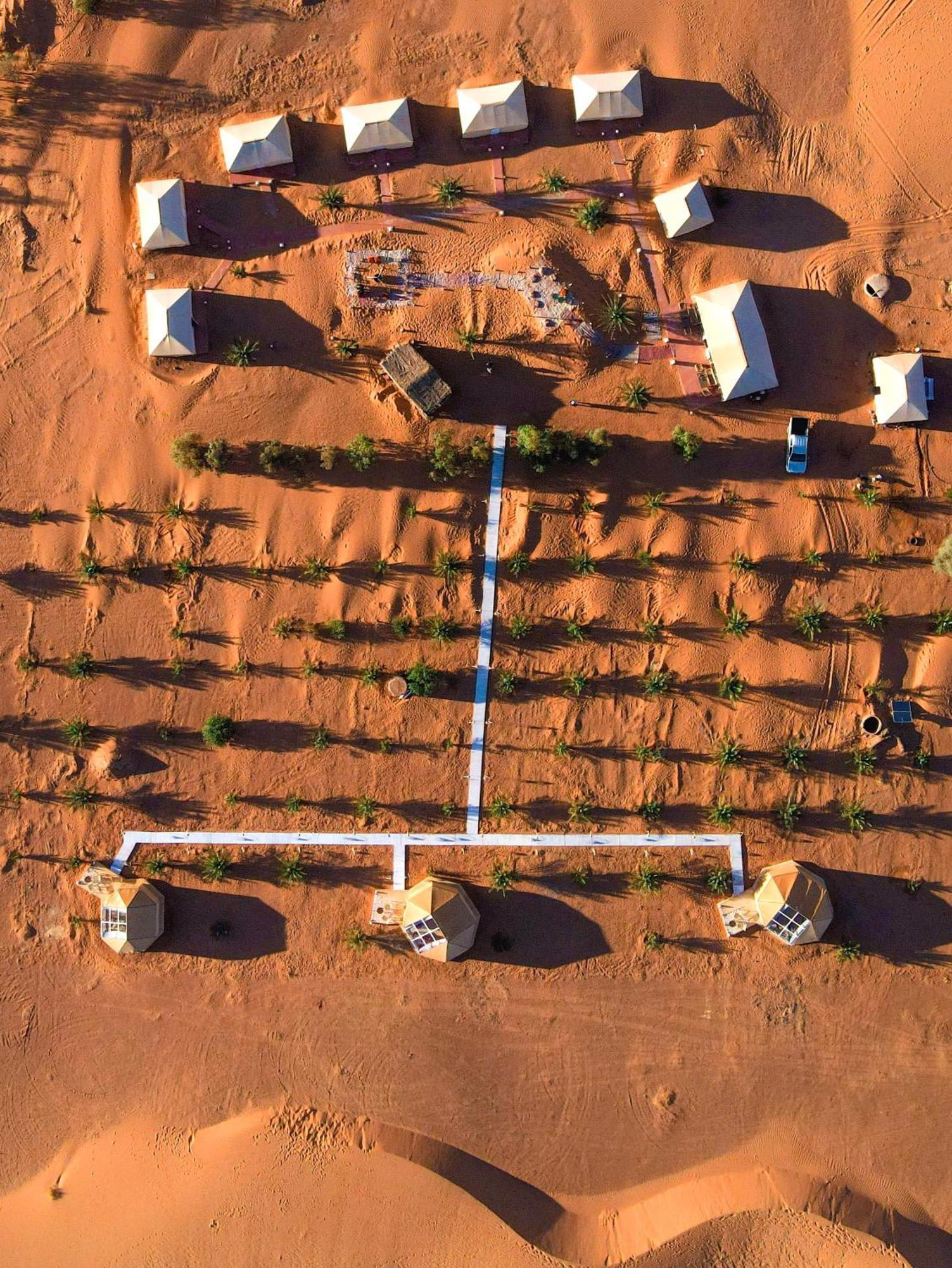 Hotel Sky View Camp à Merzouga Extérieur photo
